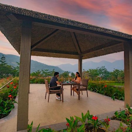 Encore A Boutique Resort Mulshi Eksteriør billede